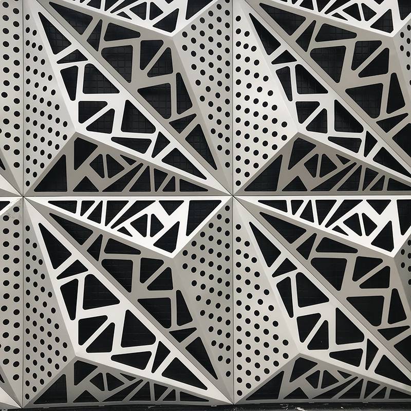雕刻穿孔造型鋁板 現(xiàn)代建筑中的藝術(shù)與功能融合